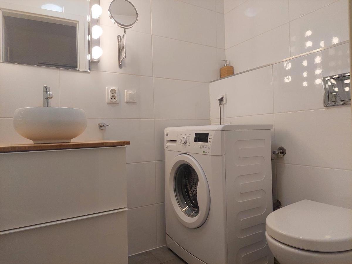 Smolna Happy Apartment Varşovia Exterior foto