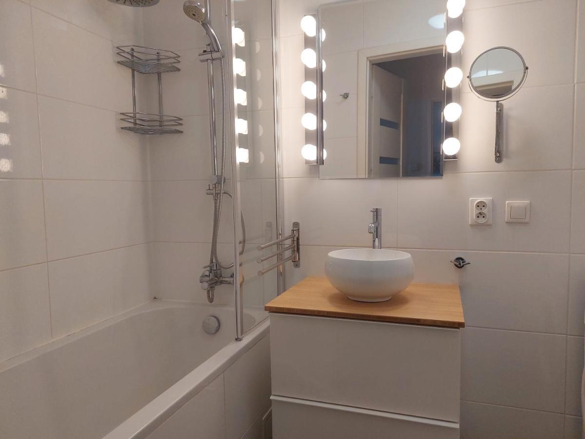 Smolna Happy Apartment Varşovia Exterior foto